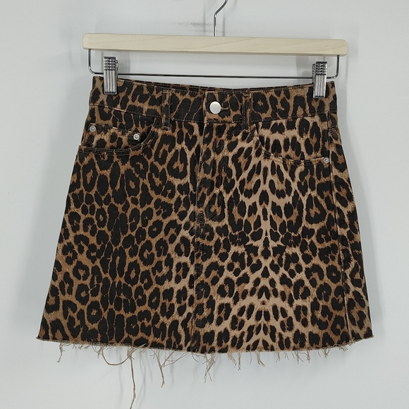 Zara Dresses & Skirts - Zara | animal print denim skirt